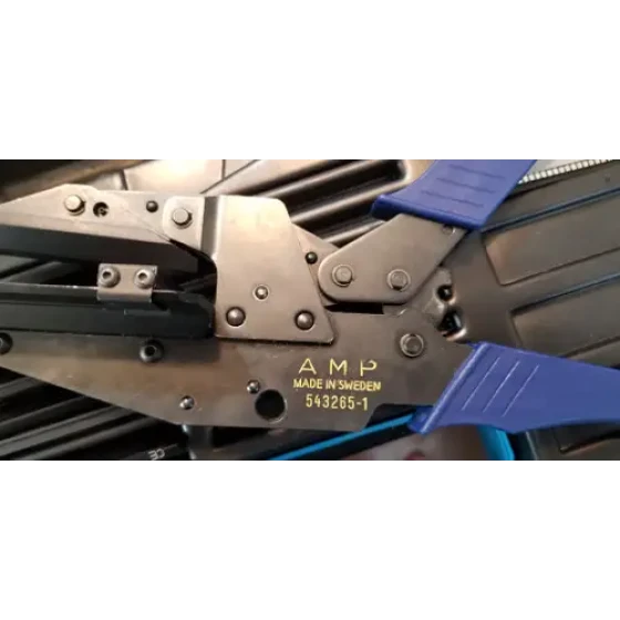 AMP Amp Inc. Amp Latch Hand Tool Kit 91271-1 For Hdf-20 Idc/Idt Mass Termination